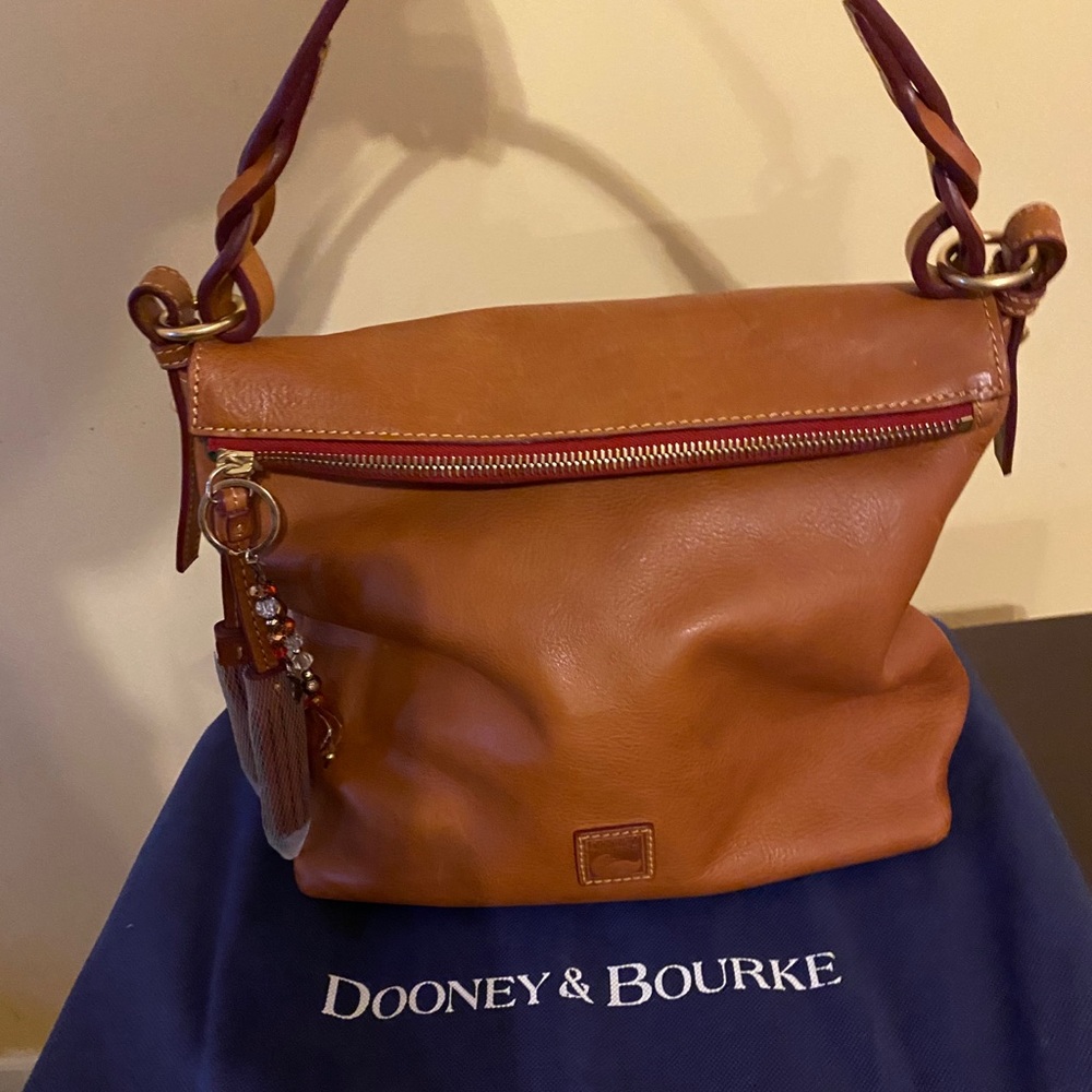 Gently loved Dooney Bourke shoulder bag